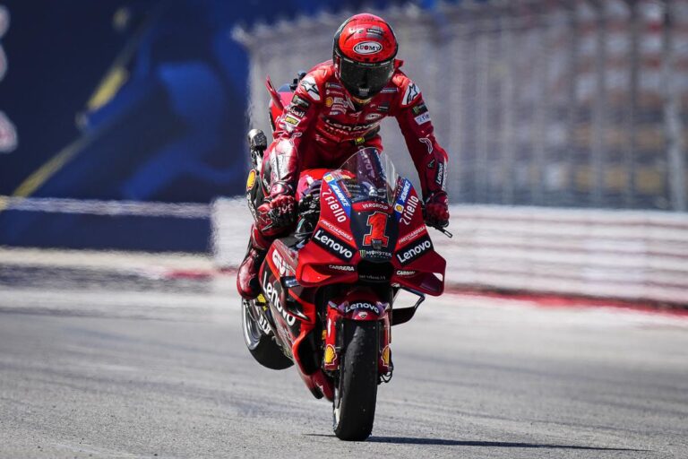 MotoGP Austin: Rozgrzewka w Bagnaia, wypadek Bezzecchi i Marquez