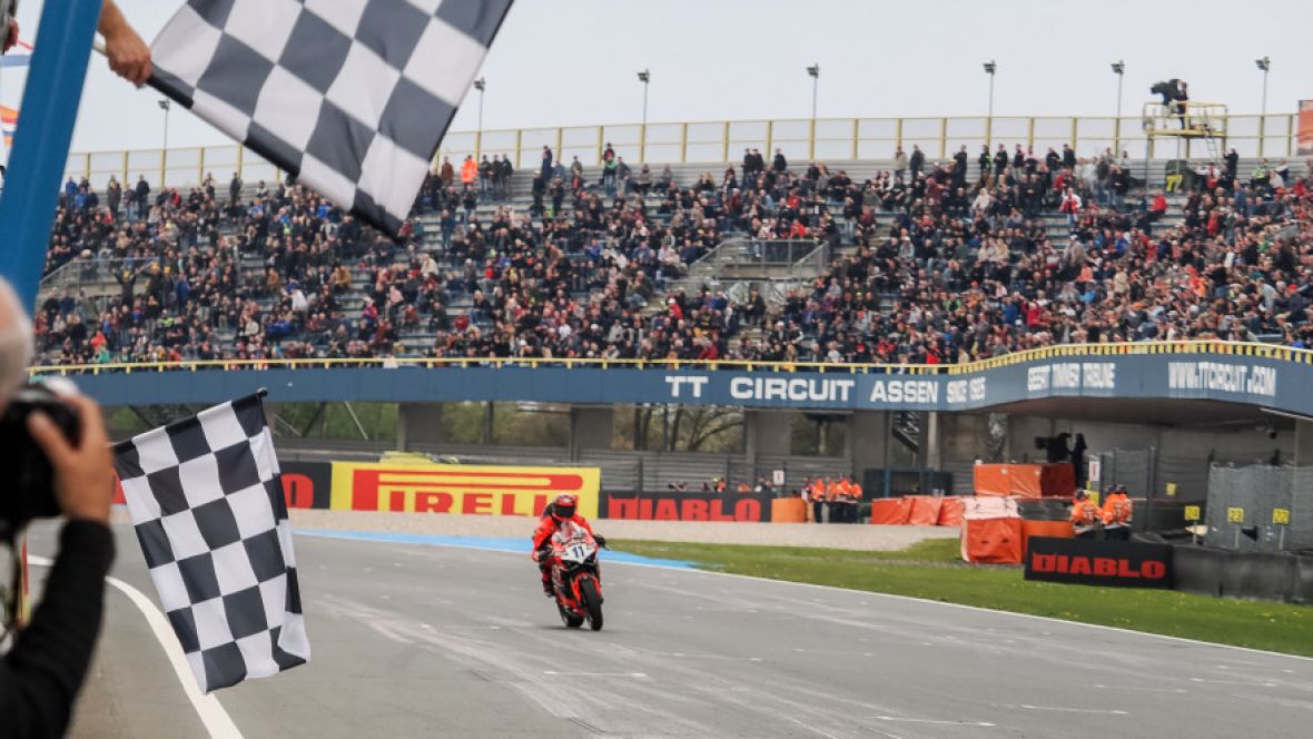 Supersport Course 2 : Nicolò Bulega roi d’Assen, podium 100 % italien