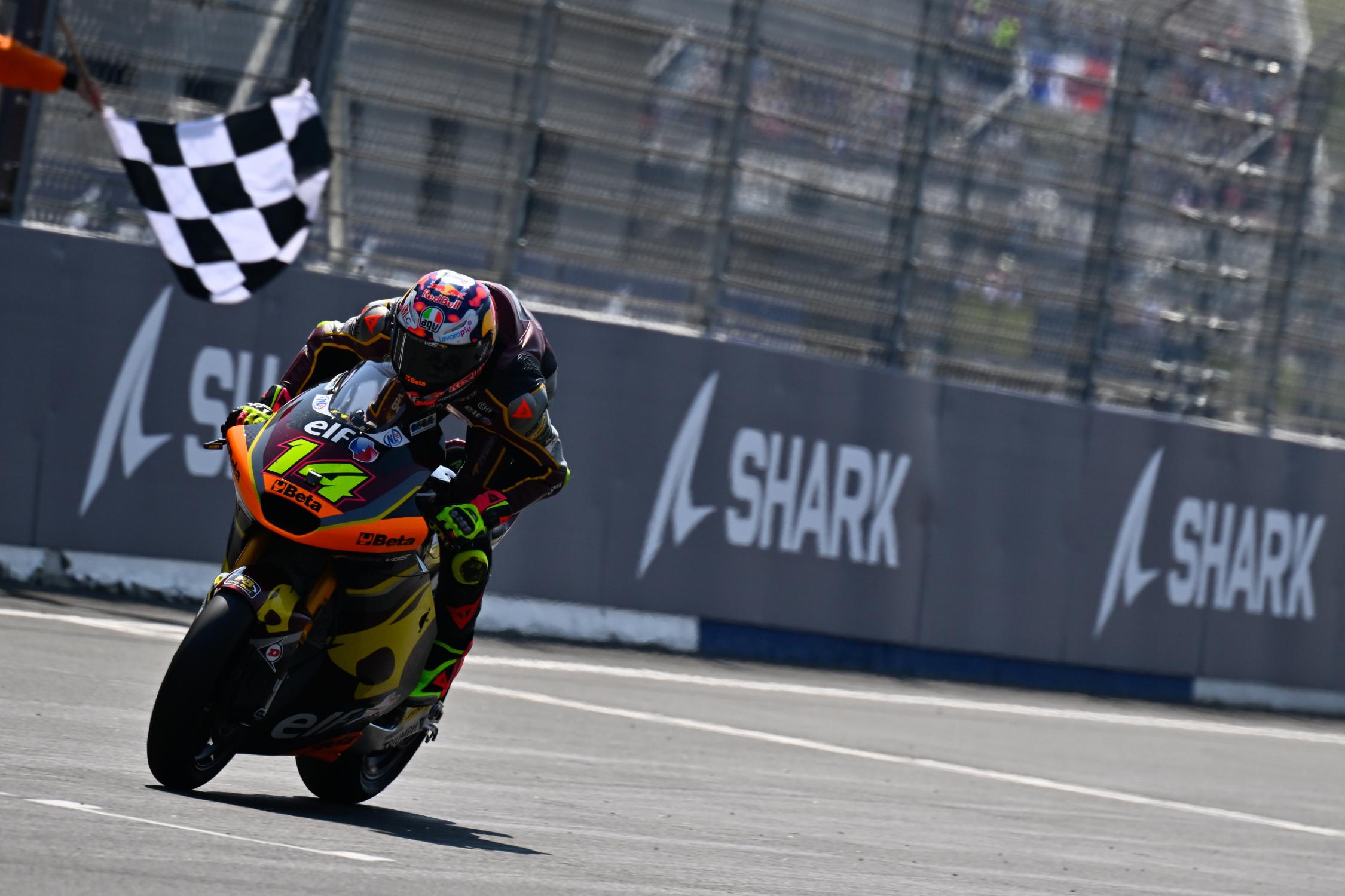 Moto2 : Tony Arbolino tu es une force, quelle détonation aussi au Mans !