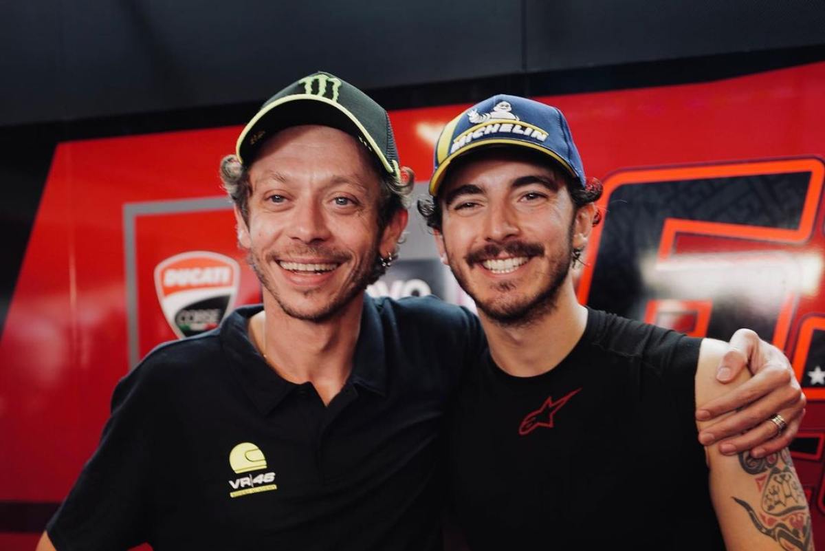 MotoGP, Valentino Rossi dans le garage Ducati : conversation avec Bagnaia