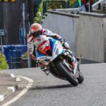Seeley fa 28 alla North West 200: trionfo in Gara 1 Superstock