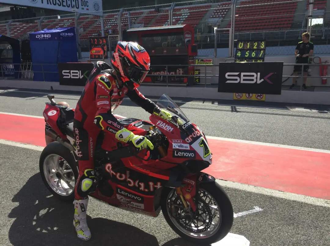 Superbike Catalunya, Essai 1 : Rondes et rondes, la Ducati est toujours devant