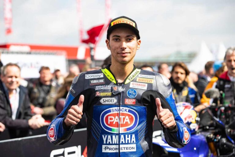 Toprak Razgatlioglu Yamaha Superbike
