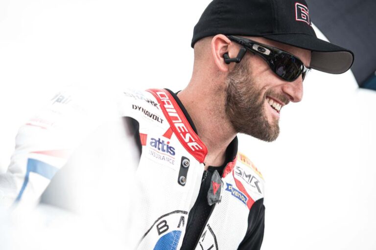 Tom Sykes Superbike BMW van der Mark