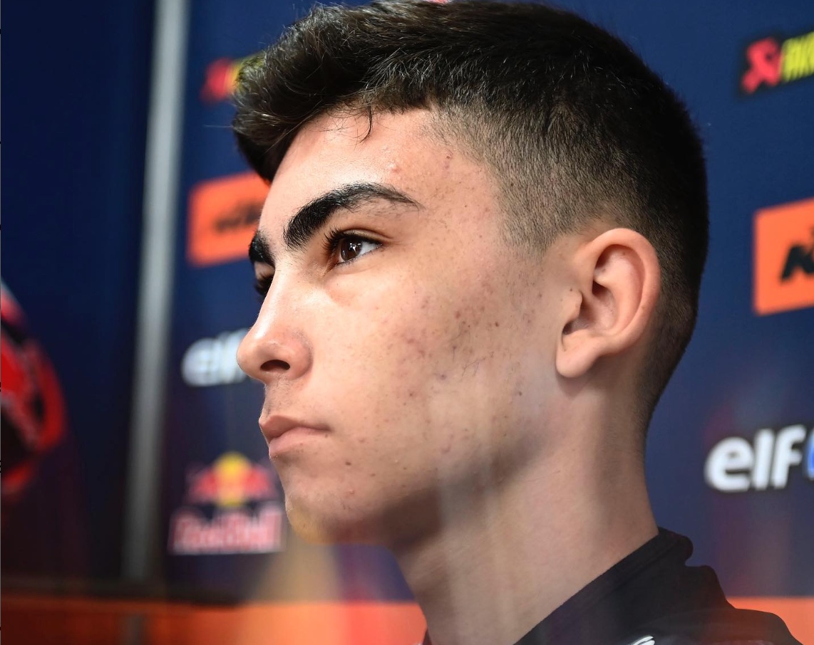 Supersport, Adrian Fernandez wild card Evan Bros Yamaha em Montmelo