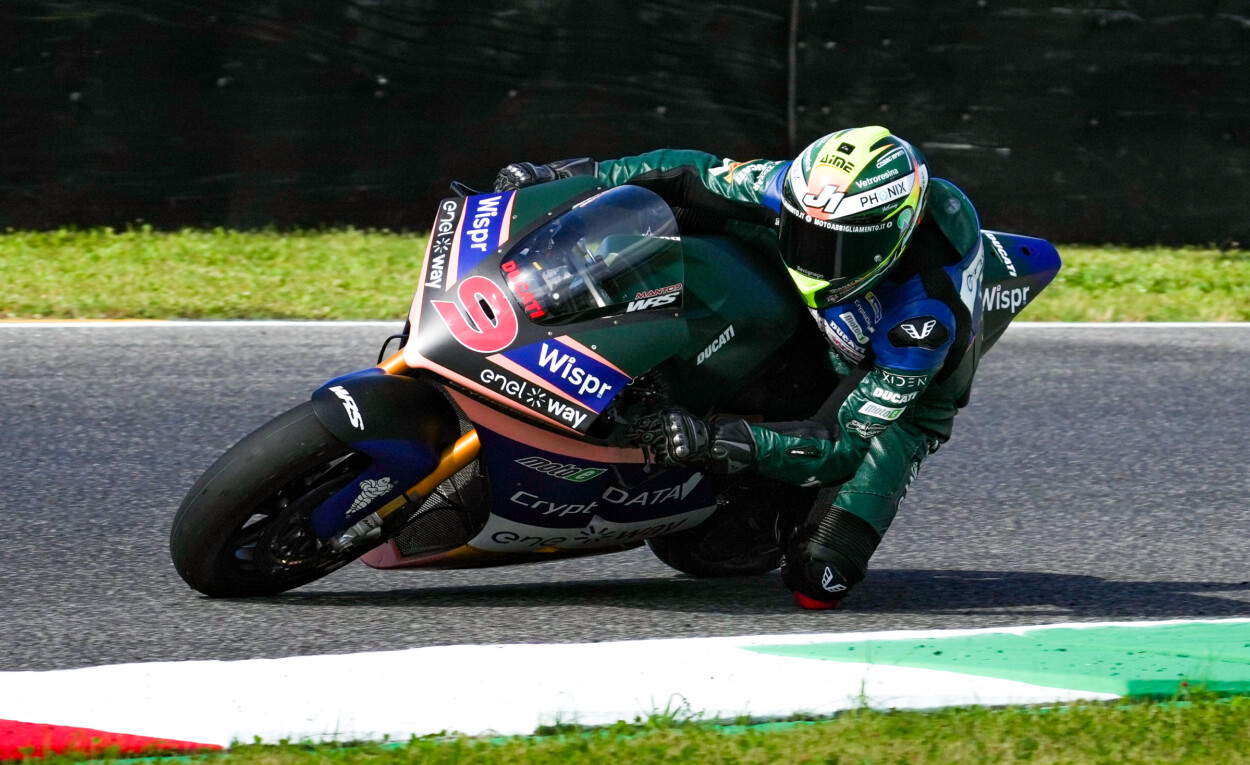 MotoE Course 1 : trio bleu au Mugello, premier triomphe de Mantovani !