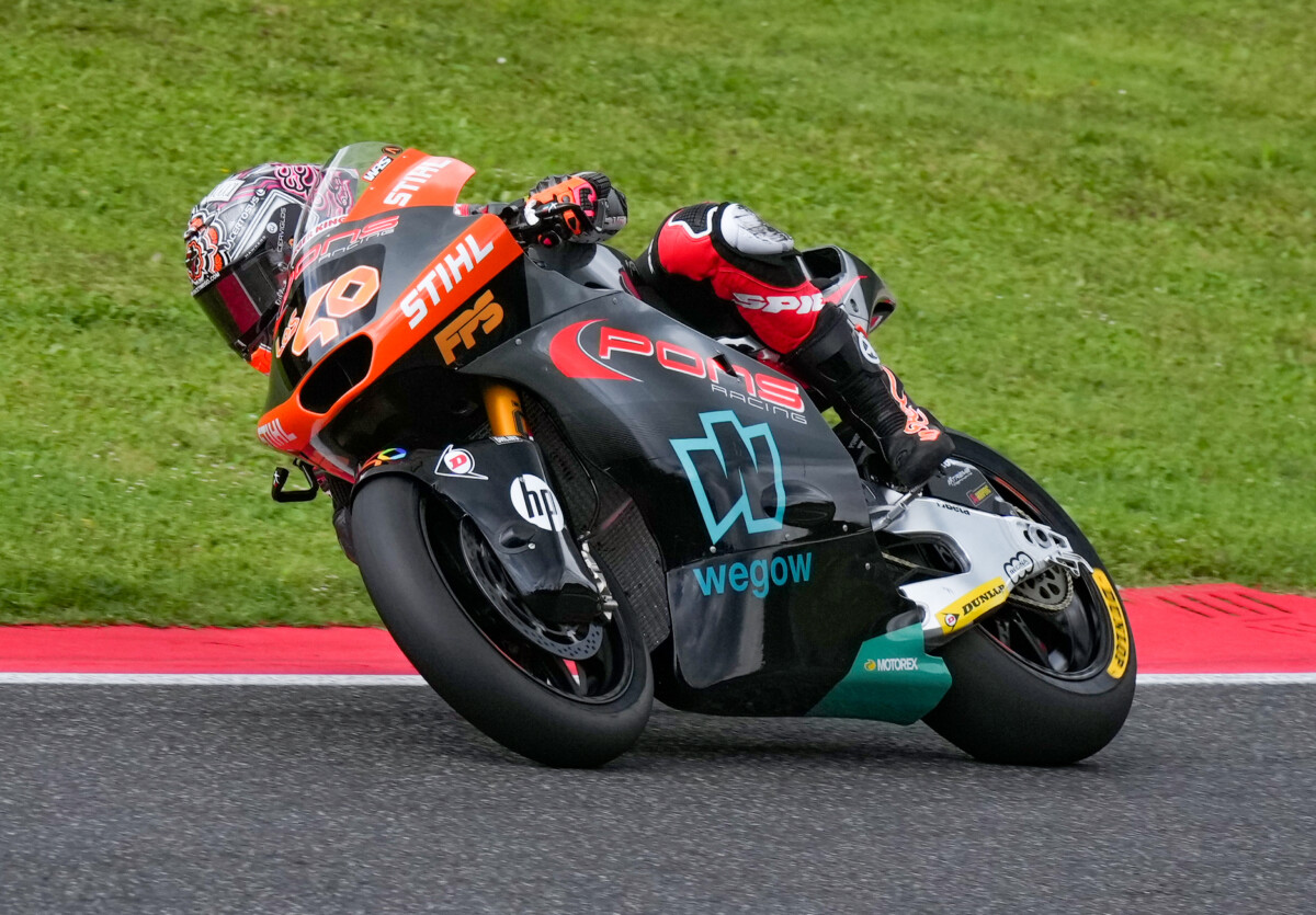 Moto2, Aron Canet poleman blessé “Mais je serai là en course”