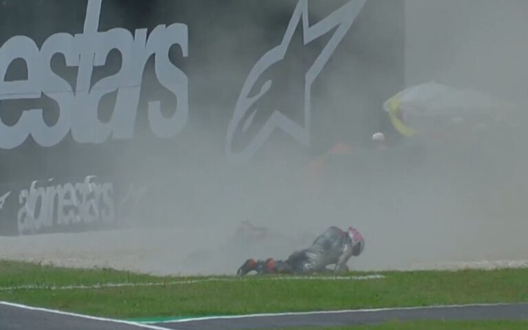 aron-canet-crash-qp-moto2-mugello