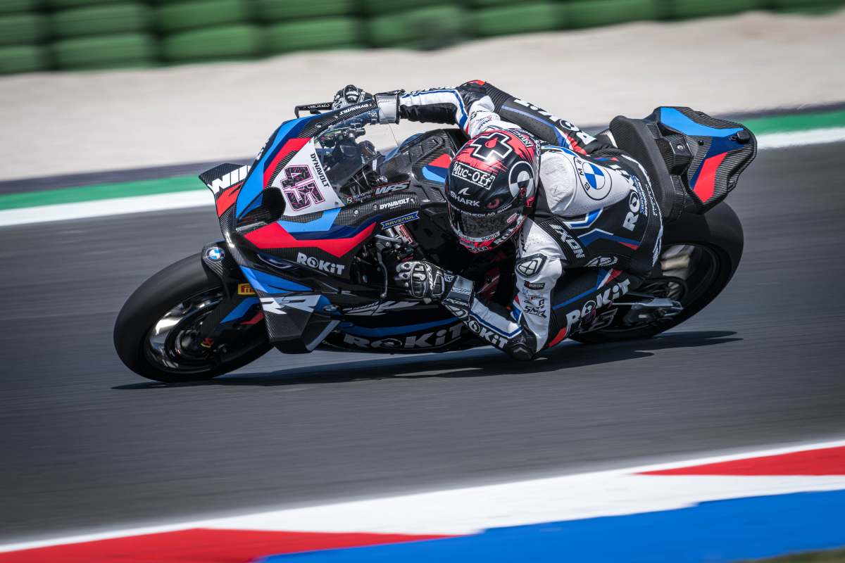 Thảm họa Superbike, BMW tại Misano: Razgatlioglu có nên lo lắng?