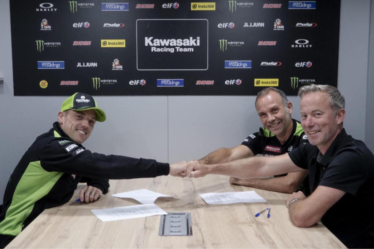 Superbike, Alex Lowes avec l’équipe Kawasaki à nouveau en 2024 : renouvellement officiel