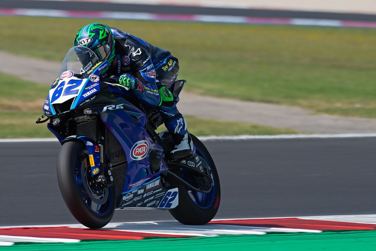 Supersport Misano race 1: Bulega facilite les choses, Manzi excite