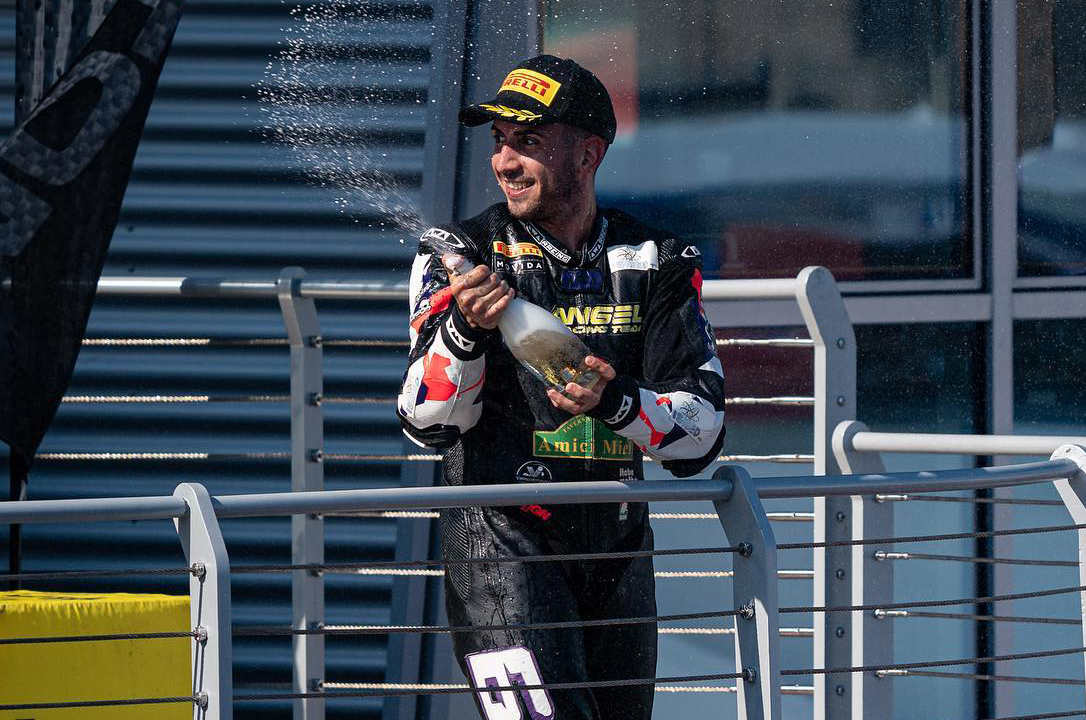 Emanuele Pusceddu melakukan debutnya di WorldSSP: wild card di Imola