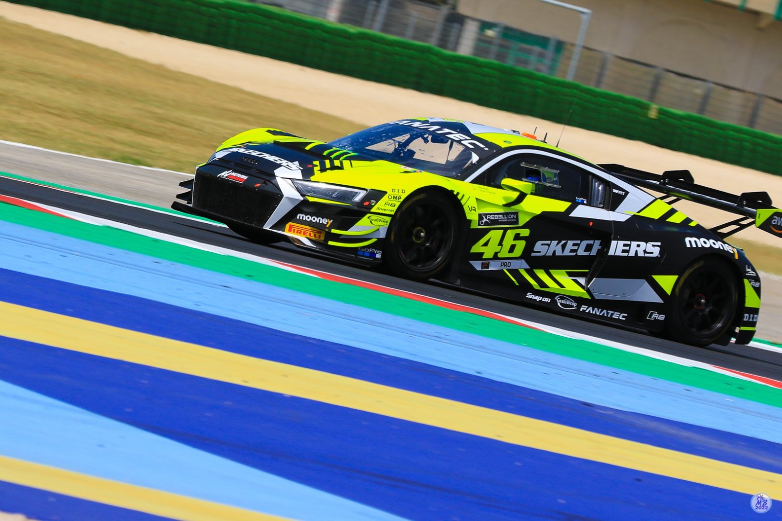 Misano devient jaune pour Valentino Rossi au GT World Challenge