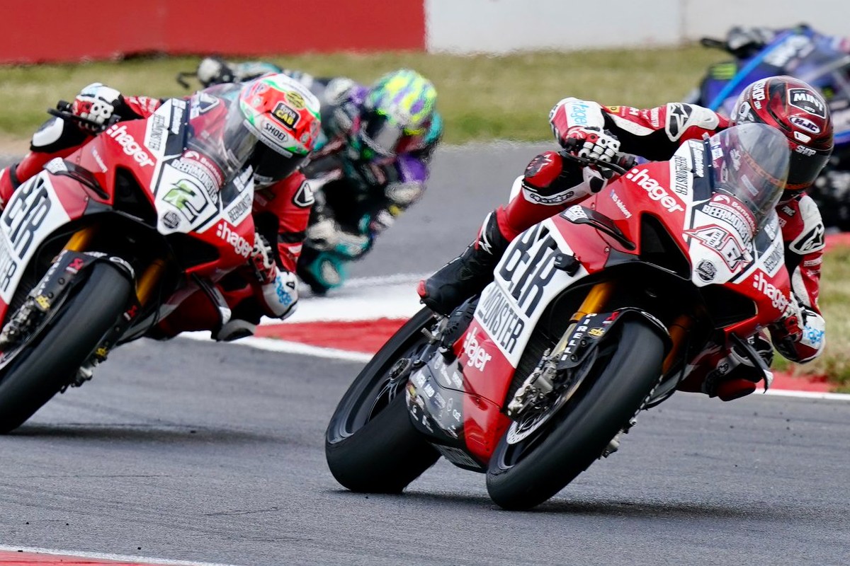 Fête Ducati en British Superbike : trio de Bridewell à Snetterton