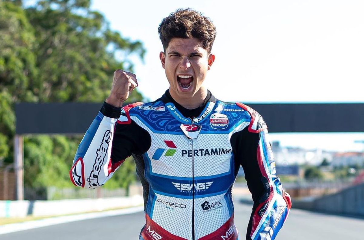 Moto2, news sur Carlos Tatay : “Route longue et difficile, mais il est fort”