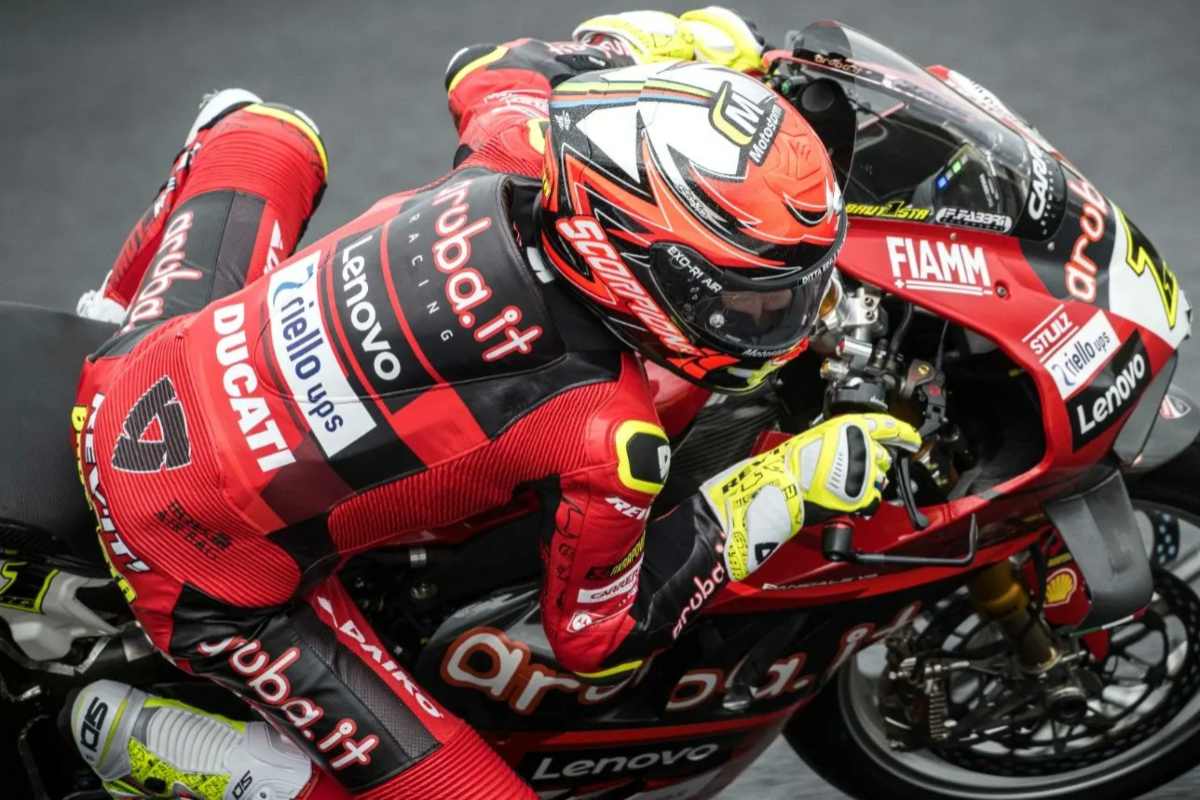 Superbike, Alvaro Bautista récrimine : “Je ne pouvais pas faire comme Bassani”