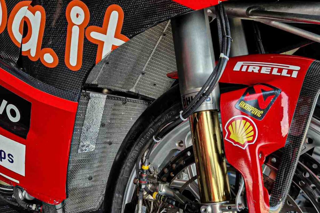 Superbike, test Aragon: Bautista prova la forcella stile MotoGP
