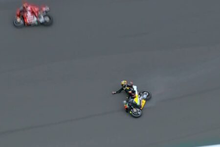 MotoGP Silverstone, Bezzecchi spiega la caduta in gara