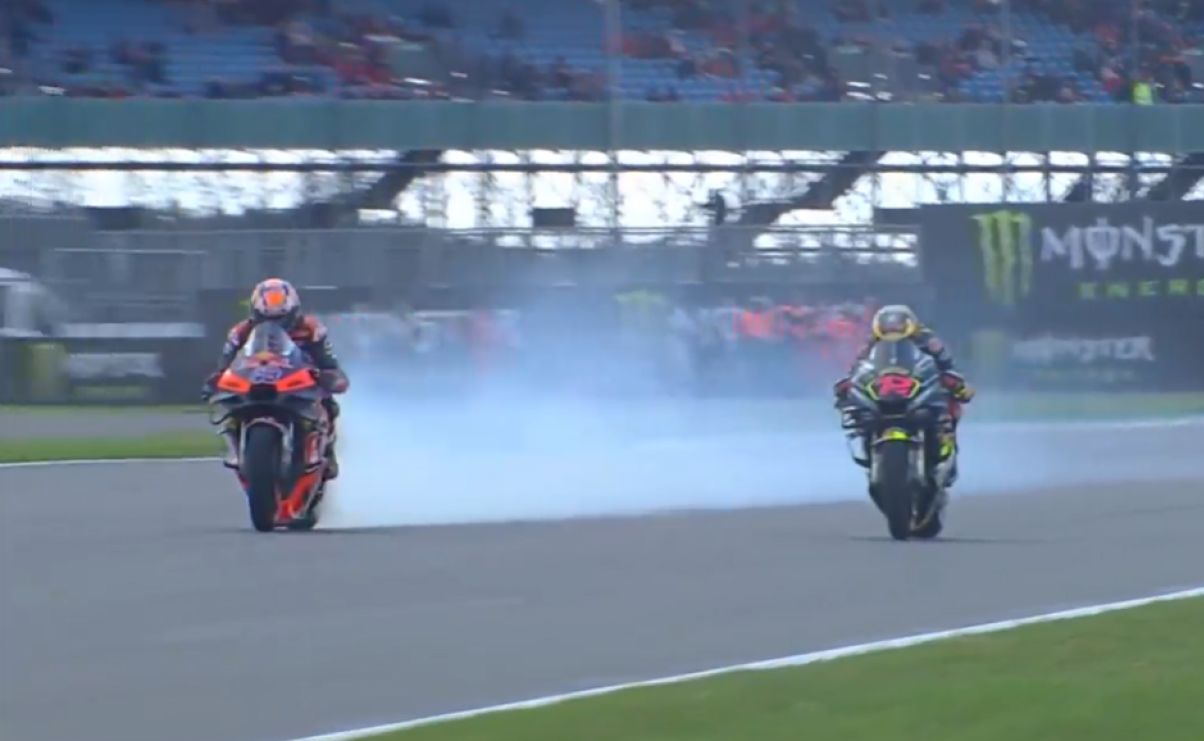 miller-fumata-wup-motogp