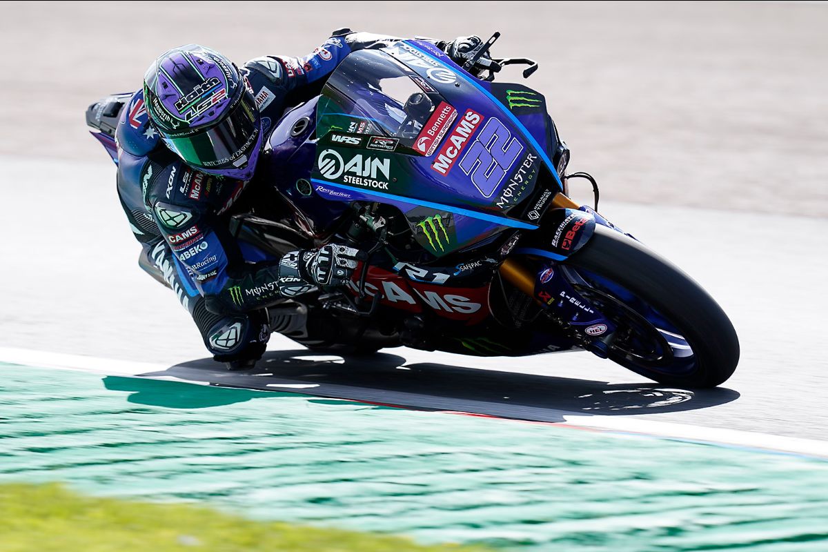 O’Halloran relève le premier défi British Superbike à Thruxton