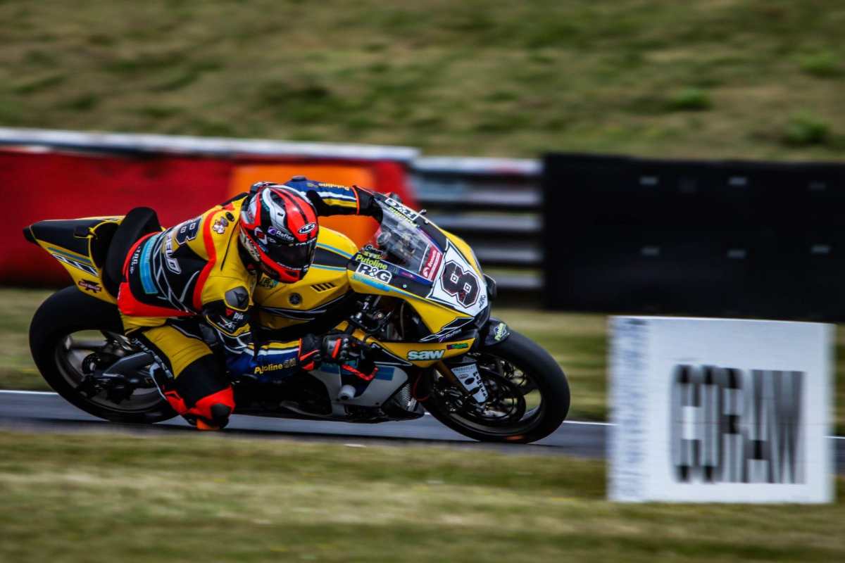 L’attrait de la vitesse et des sensations fortes : machines à sous sur le thème des courses de motos