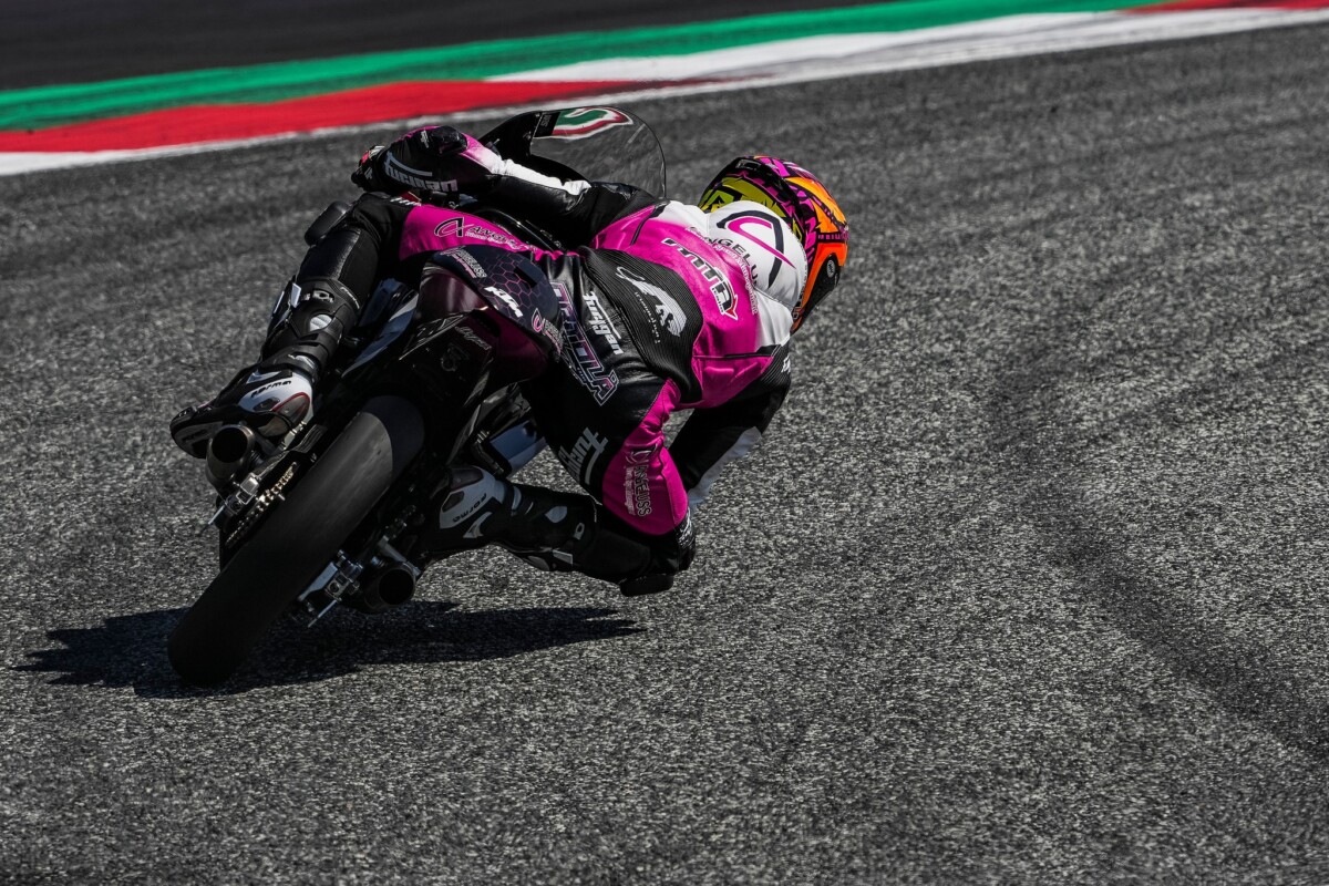 Moto3 Catalogne, Essais 2 : le flash d’Ortola, Bertelle en tête de l’Italie