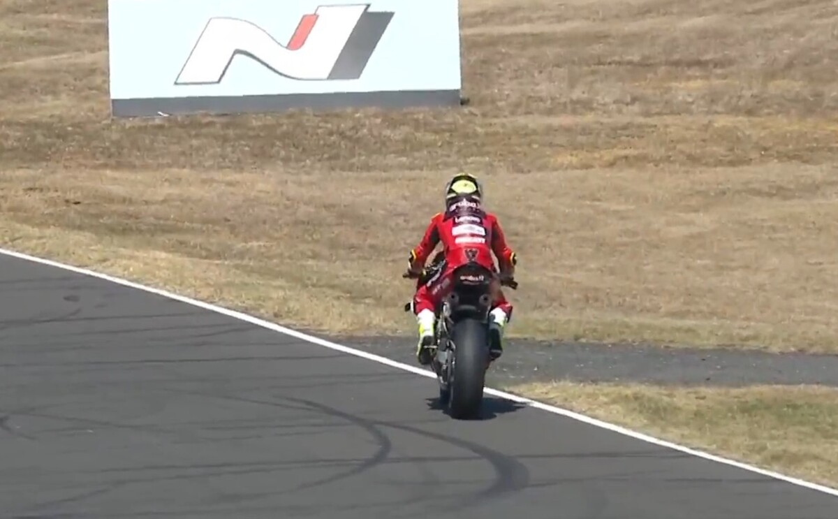 Superbike France : Ducati arrête Bautista, Toprak remporte la course 1