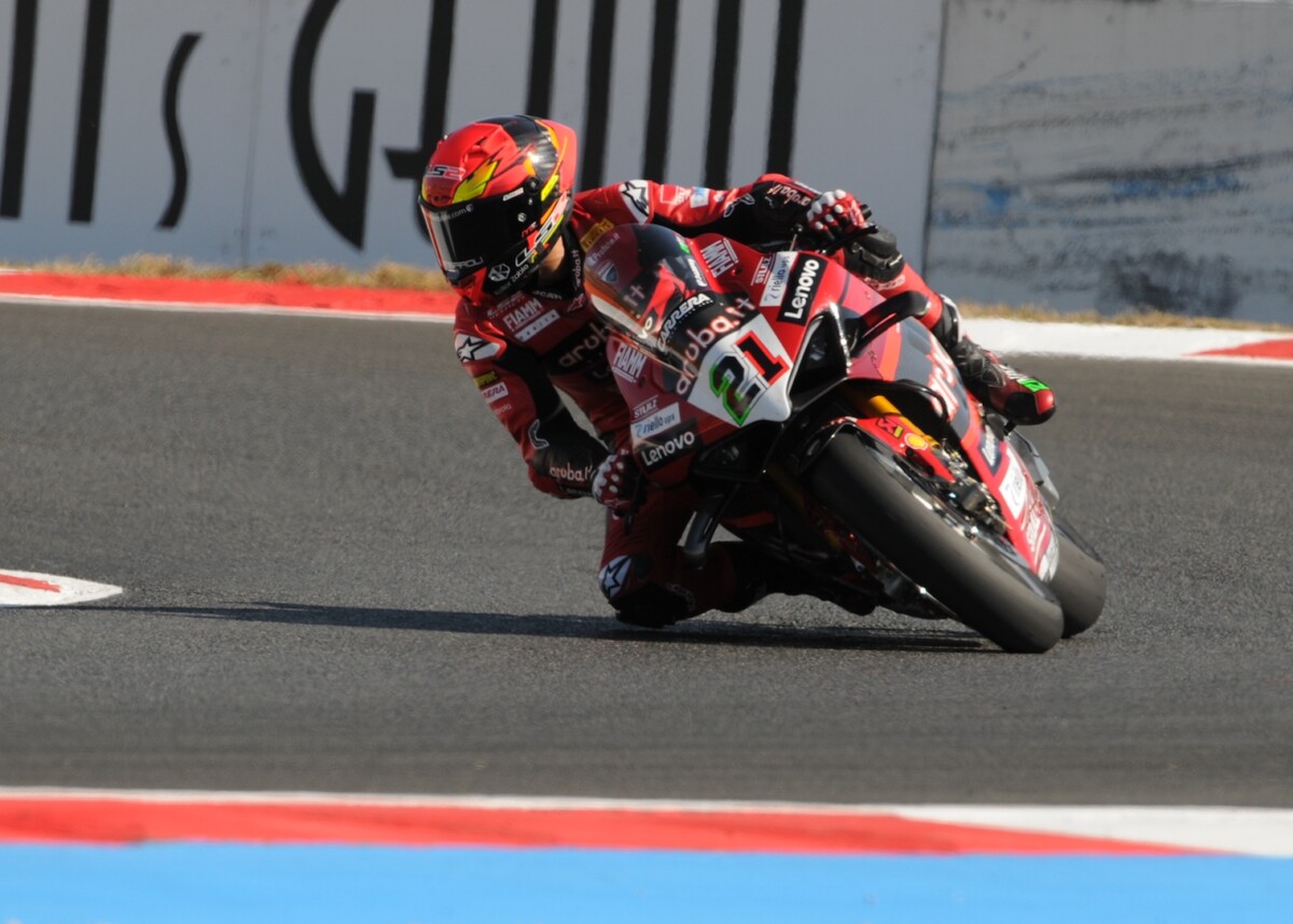 Superbike France Test 2 : Michael Rinaldi à la poursuite de Jonathan Rea