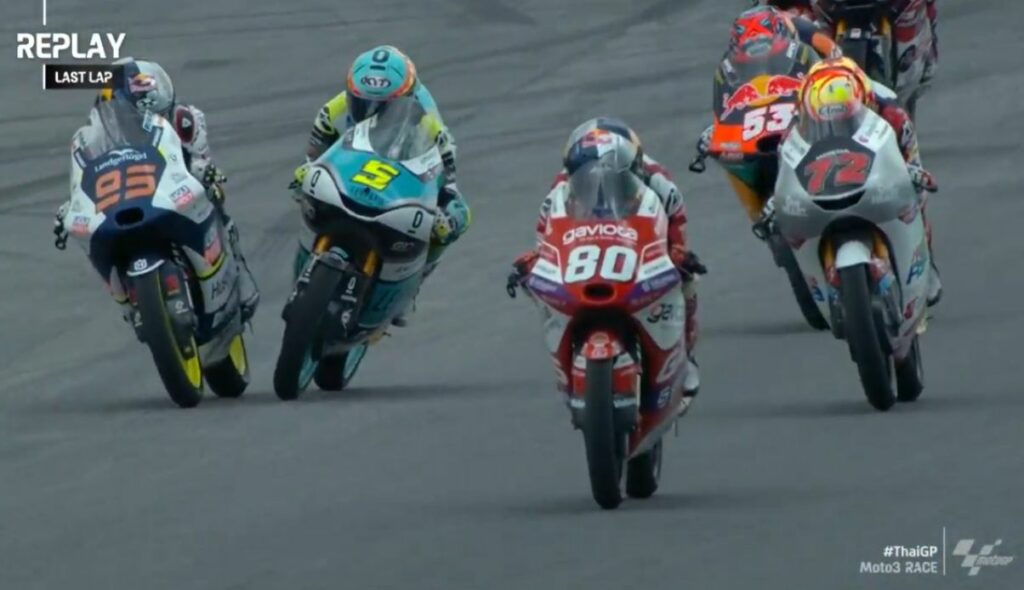 Moto3 Thaïlande : David Alonso en triomphe, quelle force Furusato et Veijer ! alonso-moto3-win-thai