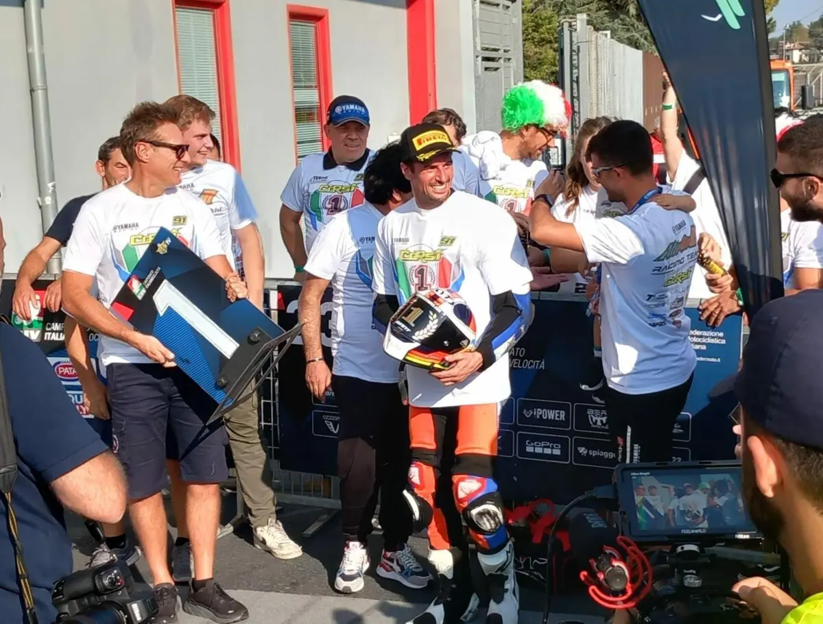 Simone Corsi Champion CIV Supersport « Quelle année !  J’ai apprécié”