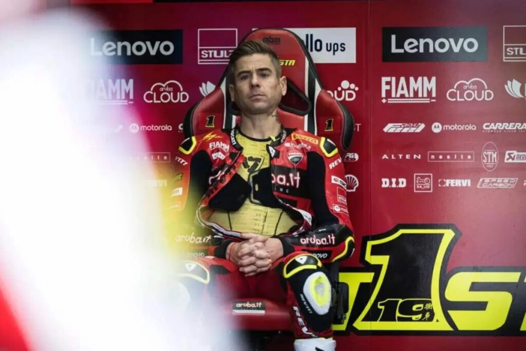 Superbike, Alvaro Bautista à l’attaque : “Si tu es lourd, tu n’as pas besoin d’être pilote” Superbike, Alvaro Bautista all'attacco sul peso minimo