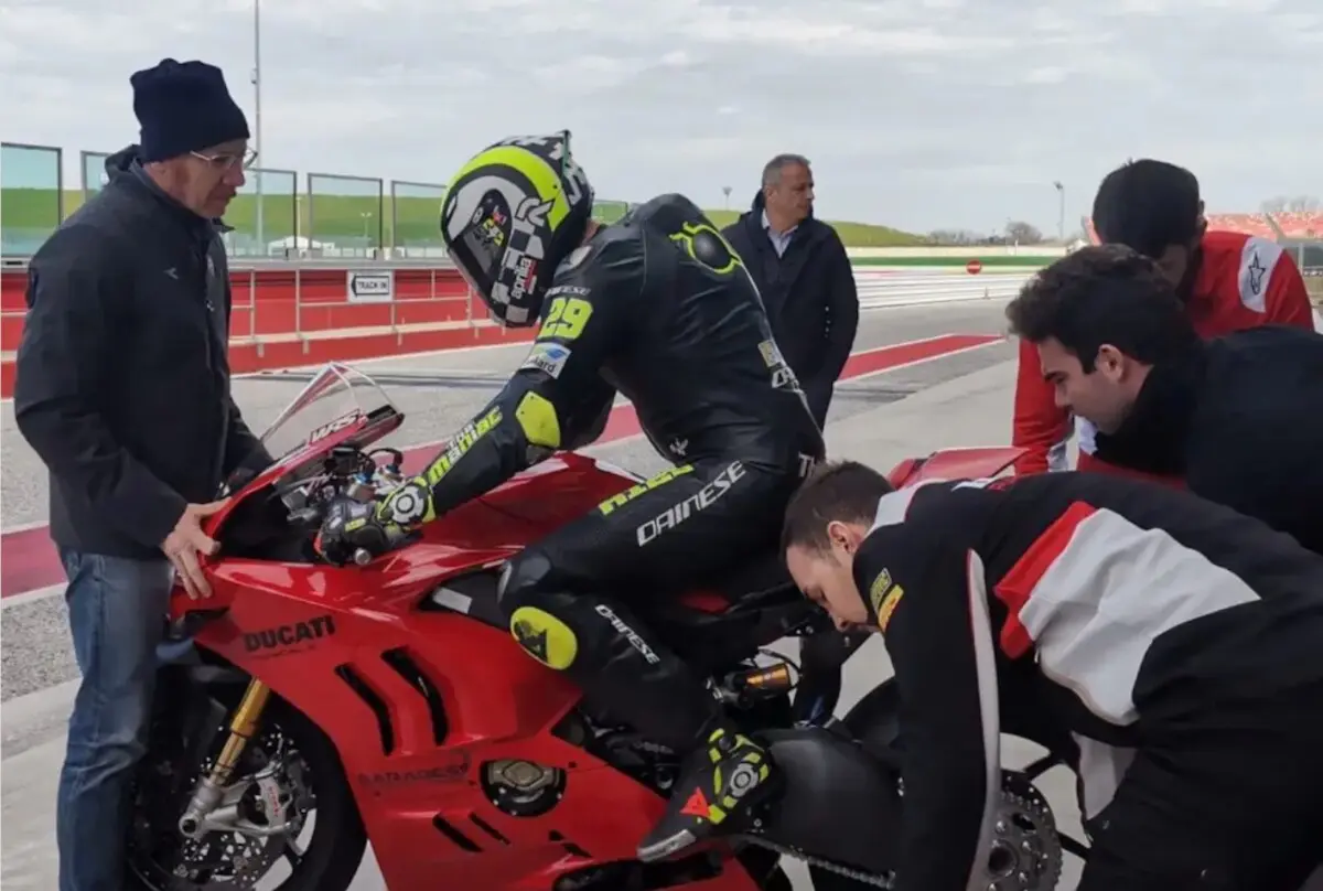 Superbike : Andrea Iannone repart de Go Eleven Ducati, c’est désormais officiel