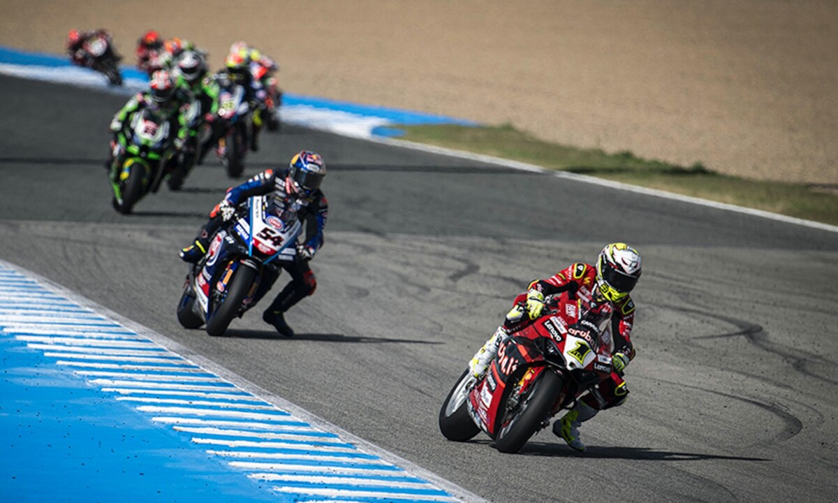 Superbike Jerez : Alvaro Bautista gagne encore, sprint éclair