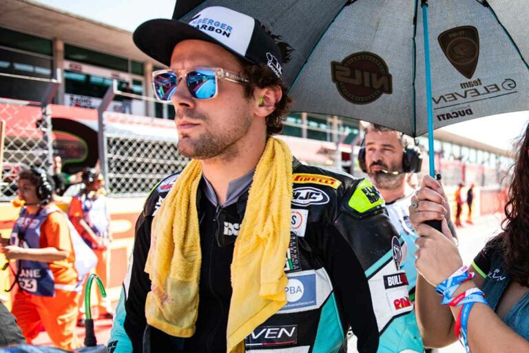 Superbike, Philipp Oettl vuole convincere il team Motocorsa