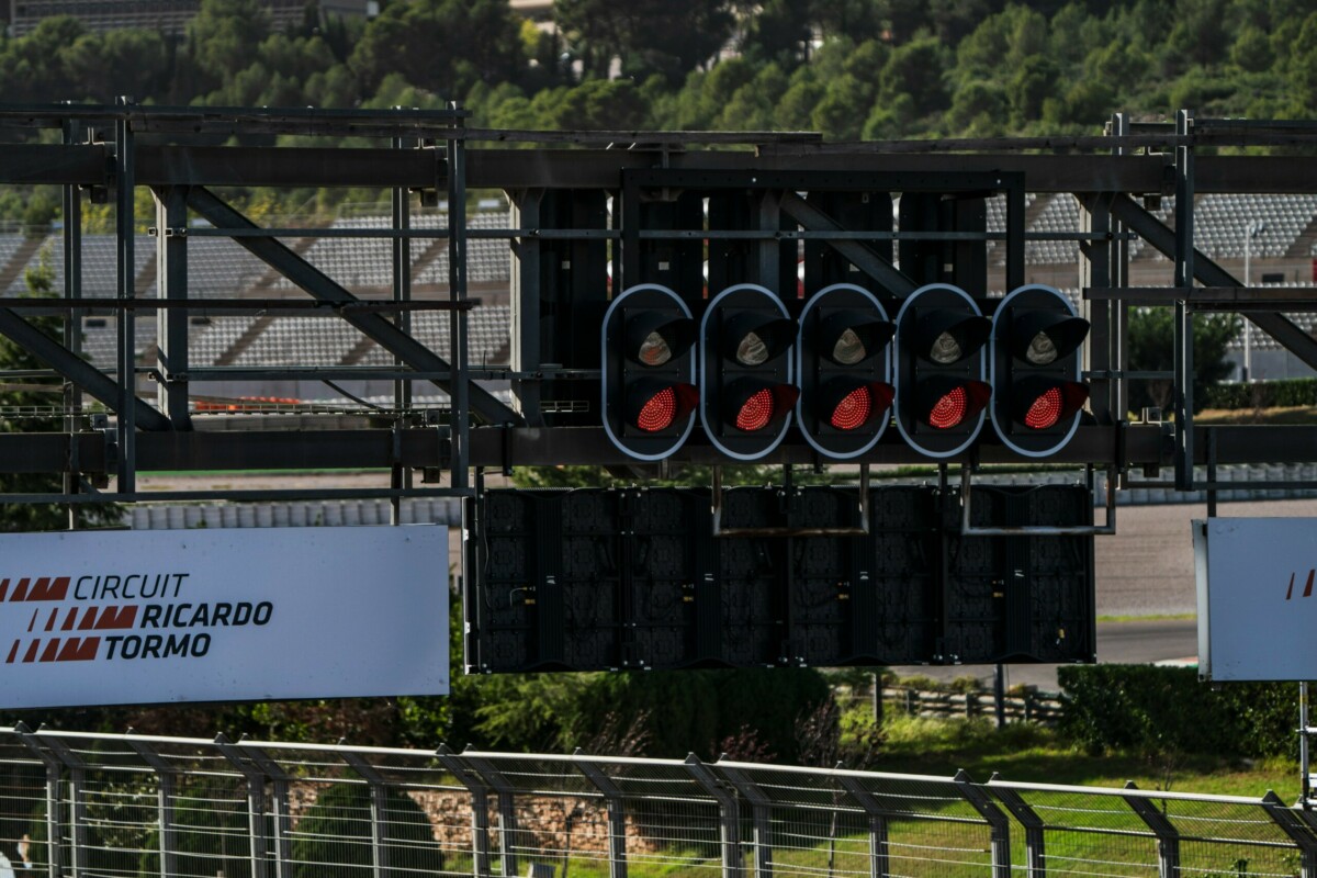JuniorGP à la grande finale à Valence, mais pour l’instant… le vent gagne