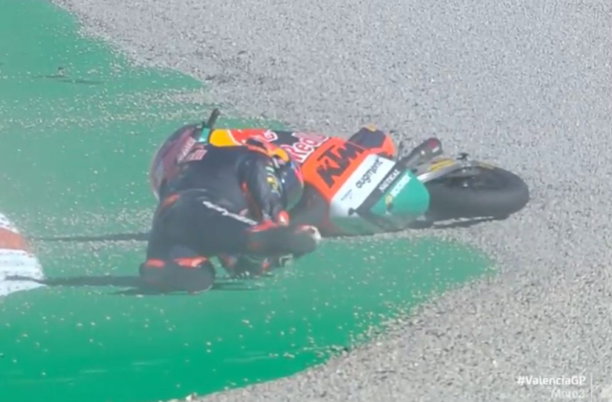crash-oncu-moto3-p2-valencia