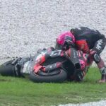 aleix-espargaro-crash-motogp-sepang-day1