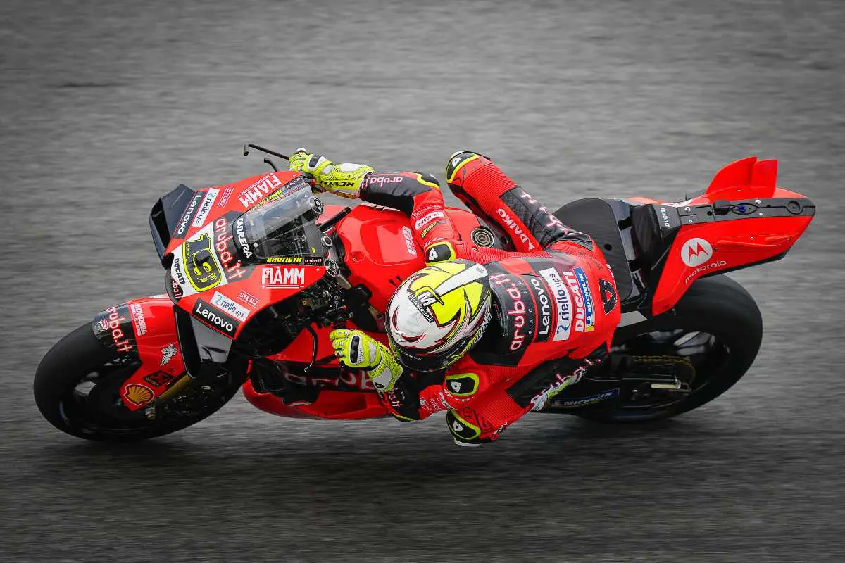 MotoGP, Alvaro Bautista ne se décourage pas : “Je veux réduire l’écart”