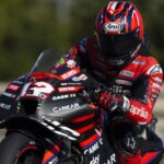 MotoGP, test Valencia: Aprilia fa sorridere Vinales