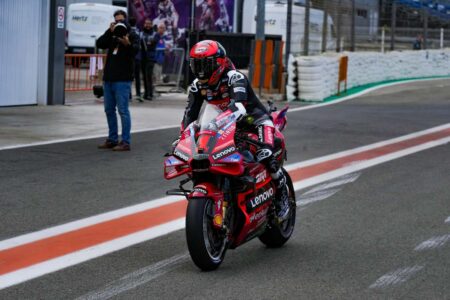 MotoGP, test Valencia: Bagnaia promuove la nuova Ducati