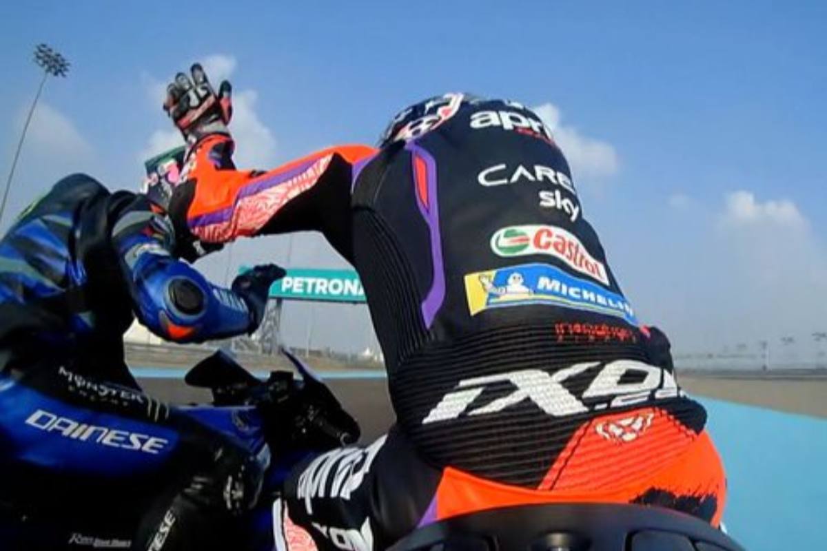 MotoGP Qatar, Aleix Espargaro punito: penalità e multa