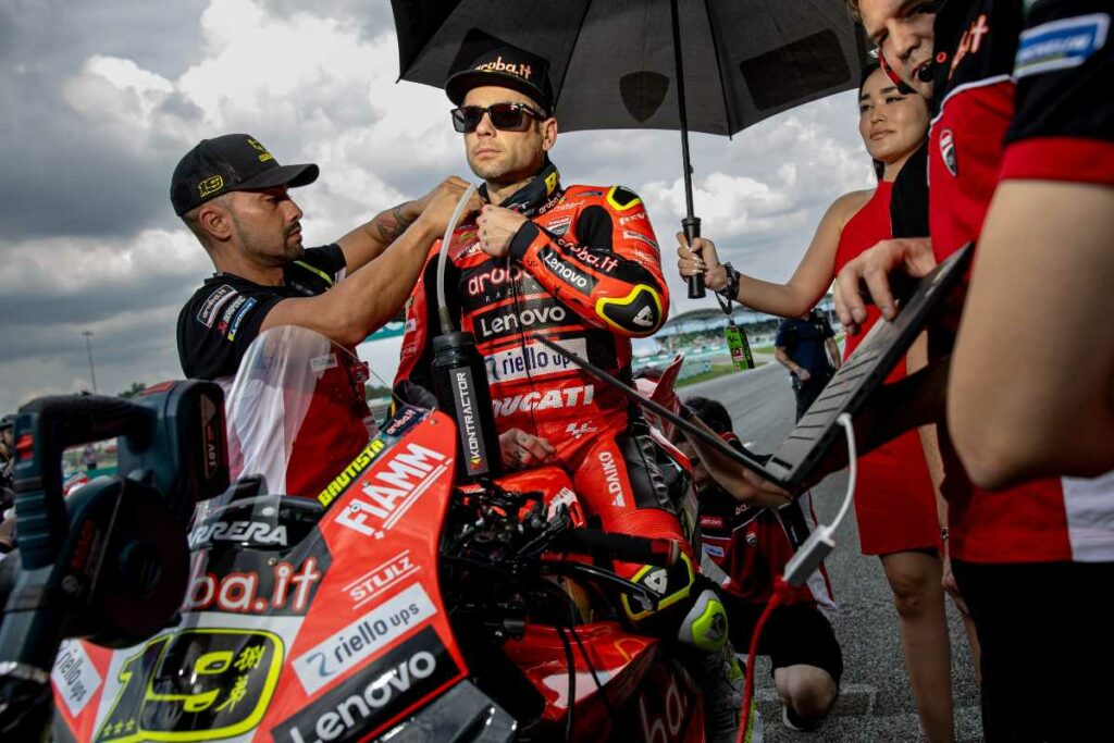 Superbike, Alvaro Bautista infortunato: il comunicato Ducati