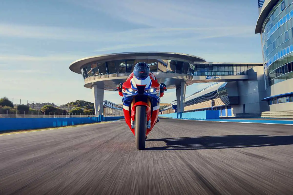 Superbike, Honda met een nieuw wapen in 2024