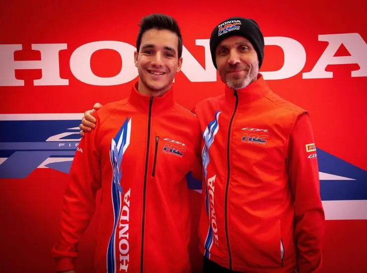 Superbike, Tom Jojic uusi miehistöpäällikkö Iker Lecuonalle