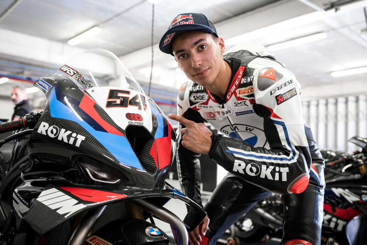 Superbike, BMW fait sourire Razgatlioglu : « Une puissance incroyable »