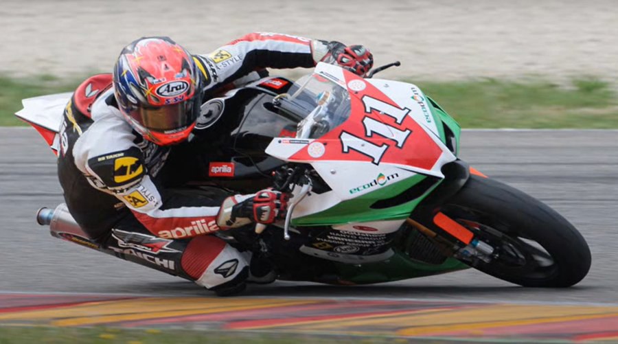 Tsuda wild card au CIV Superstock 1000 avec Aprilia