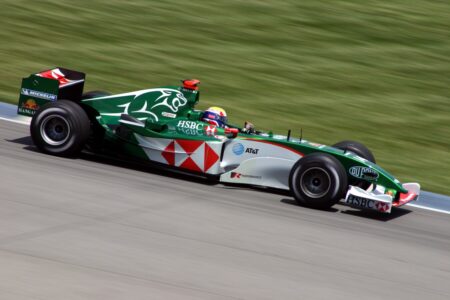 Jaguar de l'échec en Formule 1 aux espoirs en Formule E