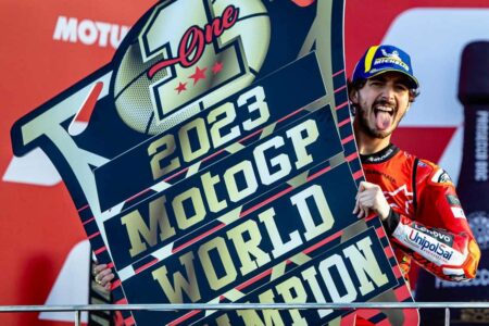 MotoGP, Bagnaia: la scelta dopo l'incidente a Barcellona