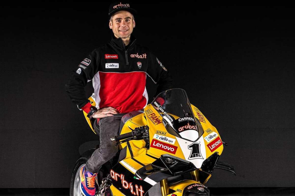 Superbike, Bautista : “Razgatlioglu-BMW et Rea-Yamaha remportent immédiatement le titre”