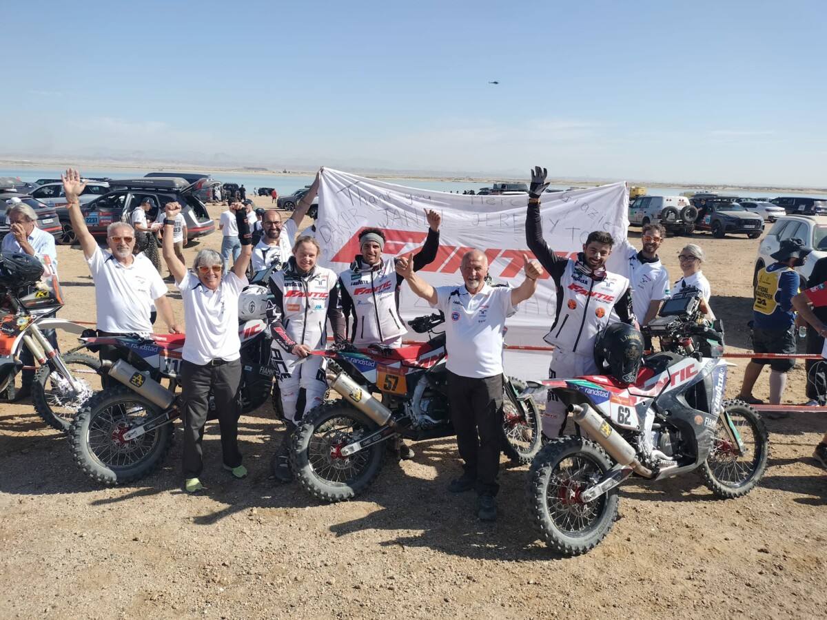 Dakar 2024 : Fantic party à l’arrivée avec ses “trois mousquetaires”